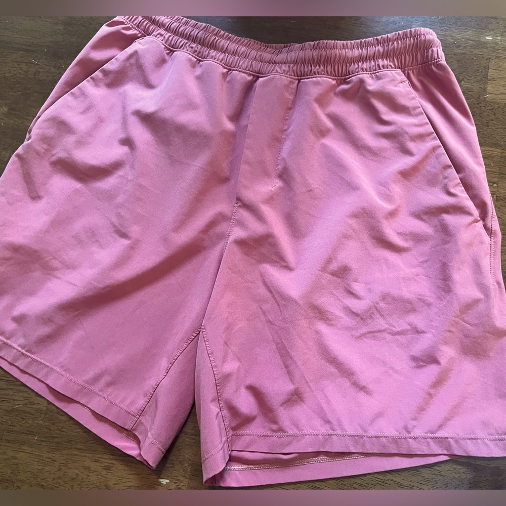 Men’s lululemon Pace Breaker Linerless Short 7".